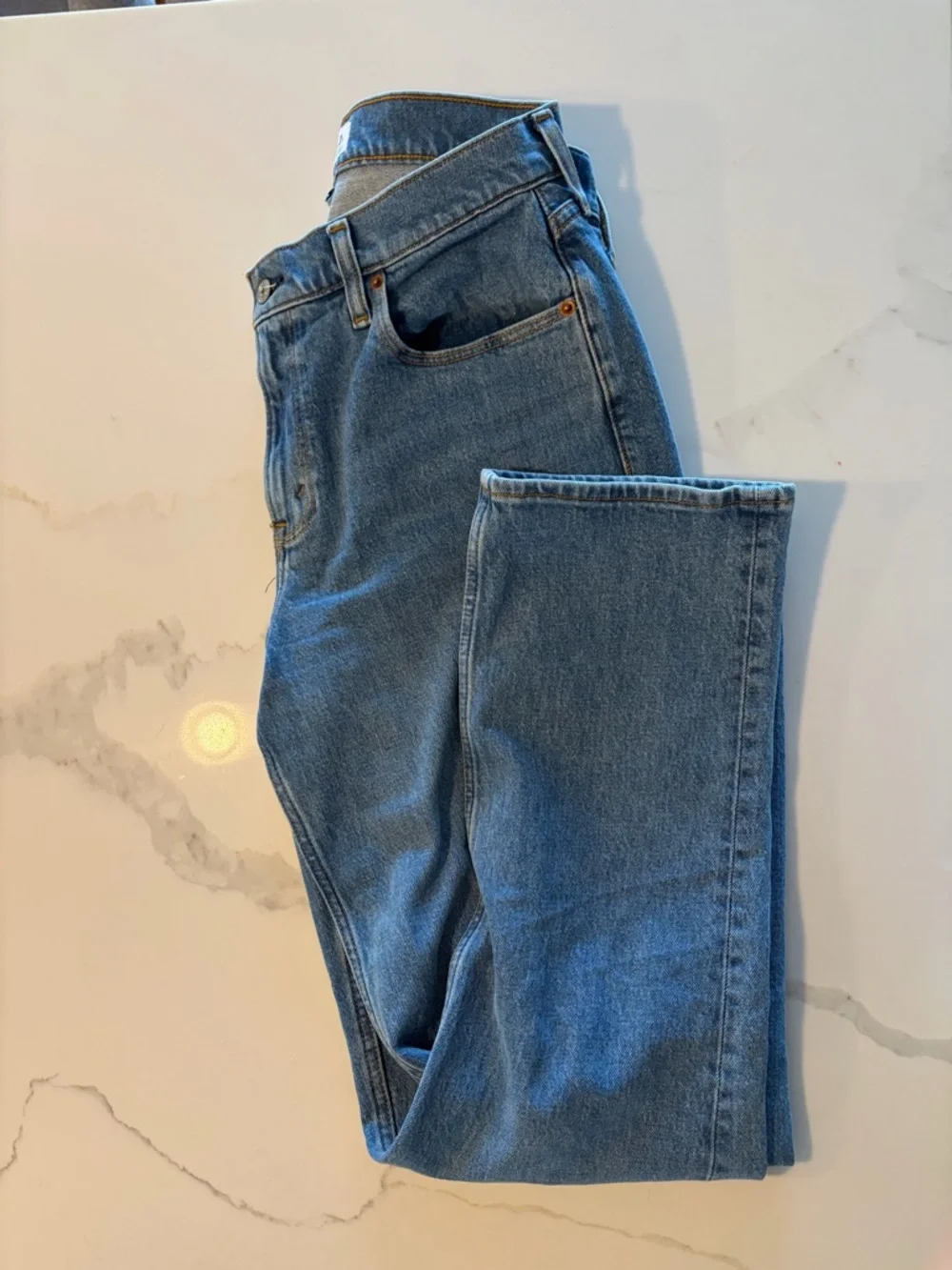90’s Straight Mid Rise Jeans - Picture 1 of 4